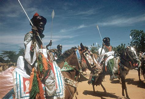 Den Skilda Kungariket Nigerias Stora Resning: En Kulturell Renasans I Hjärtat Av Afrika